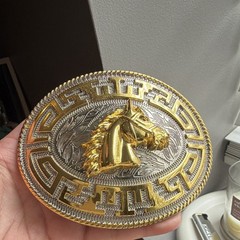 Men&rsquo;s Western Oval Belt Buckle Gold Silver Horse Head Greek Key 1.5 in
