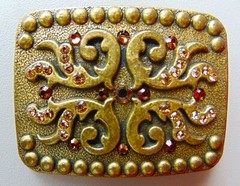 WESTERN STYLE HEAVY BRASS BELT BUCKLE WITH GOLD RHINESTONES