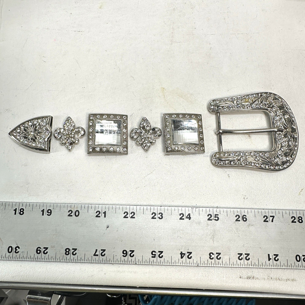 Laly Design Buckle 6 Pc Set Silver Tone Metal Rhinostone Fleur de Lis Tip