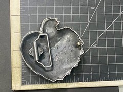 True Love – Figural Beating Heart Red & Grey Barbed Wire Belt Buckle