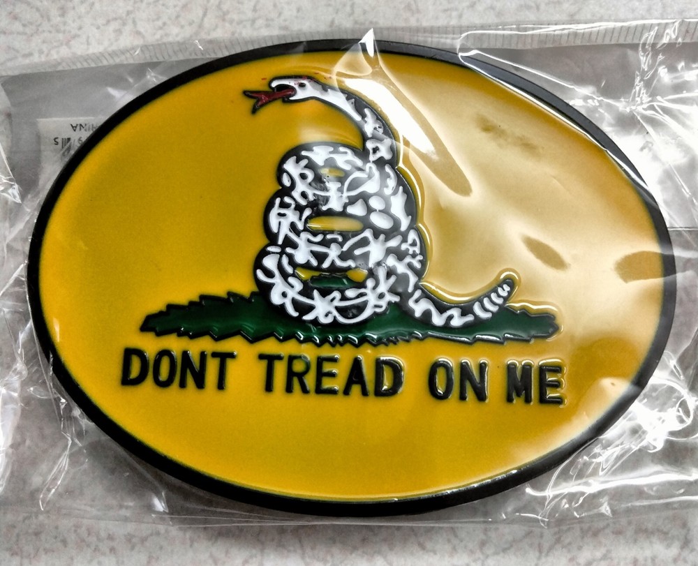 Glossy, Patriotic Don&rsquo;t Tread on Me metal belt Buckle, New!