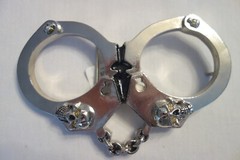 Handcuffs Belt Buckle Journey&rsquo;s Silver Metal Skulls Halloween Costume Unisex NWT