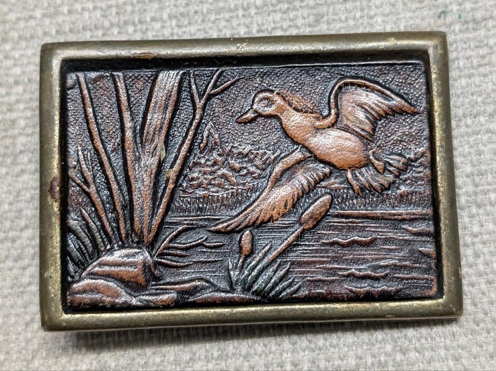 1970s vintage TOOLED belt buckle HANDCRAFTED leather DUCKS hunting WESTERN brass