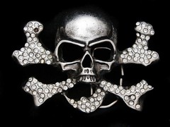 NE31104 REALLY COOL **SKULL & CROSSBONES W/ CRYSTALS** FASHION/ART BELT BUCKLE