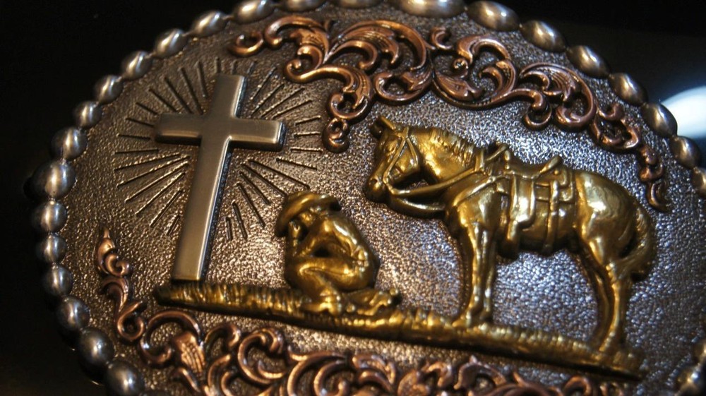 Nocona Cowboy Praying at the Cross Belt Buckle M & F Western 37915