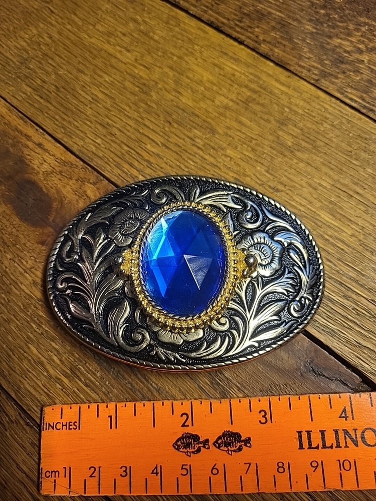 Western Style Belt Buckle Silver/Gold Tone Blue/purple Center Floral Pattern