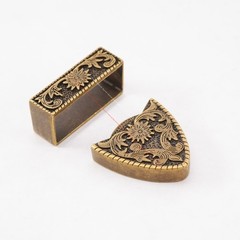 Western Belt Buckle Three Piece Set Antique Brass Floral Design Unisex 1 1/2&Prime;