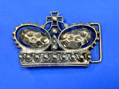 The Royal Crown – Vintage See Through Cutout Studded Belt Buckle