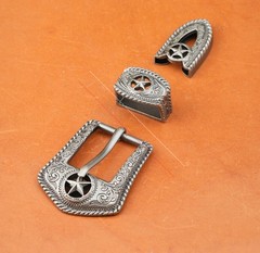 25MM Western Texas Star Leathercraft Belt Buckle Set 3-Piece Filigree Engraved