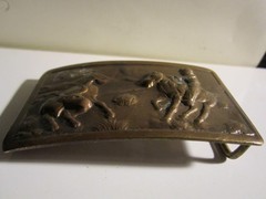 VINTAGE COW ROPING WESTERN SCENE HIGH RELIEF BELT BUCKLE – GW-16