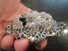 LION&rsquo;S HEAD BELT BUCKLE COVERED IN SPARKLING CRYSTALS HEAVY MISSING CLASP GW-17