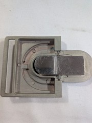 Men’s Rhino Belt Buckle Hinged Flip Style Silver Tone Modern Fashion Metal