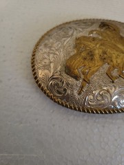🐎CRUMRINE WESTERN BELT BUCKLE WILD HORSES OVAL SILVERPLATE ON BRONZE🐎