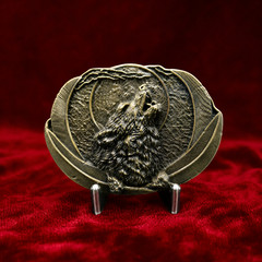 Western Howling Wolf Moon Metal Belt Buckle Bronze finish Cowboy Rodeo Biker