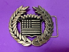 Cadillac Crown Logo Emblem Flag Silver Color Famous Stars & Straps Belt Buckle