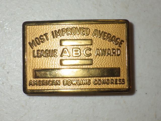 VINTAGE BRASS AMERICAN BOWLING CONGRESS IMPROVED AVERAGE BELT BUCKLE UNMARKED