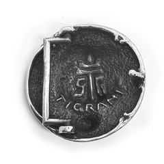 Lion Attacking Head Sterling Silver Round Belt Buckle