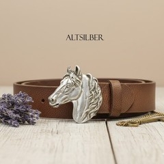 Matte Gold Horse Head Belt Buckle – Minimalist Premium Look