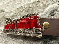 VTG 1983 GREAT AMERICAN BUCKLE ALTOONA WORKS RPR TRAIN BUCKLE W/ LEATHER BELT