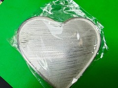 Beautiful Heart Shaped Textured Silver Color Ladies Soaked Project Belt Buckle