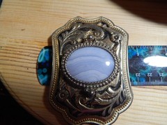 Man&rsquo;s Belt Buckle Gold Tone Blue Lace Agate Stone, fits a 1 1/2 Belt