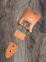3/4” Western Design Copper Finish Belt Buckle Rose Color Crystals