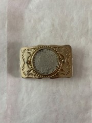 belt buckle