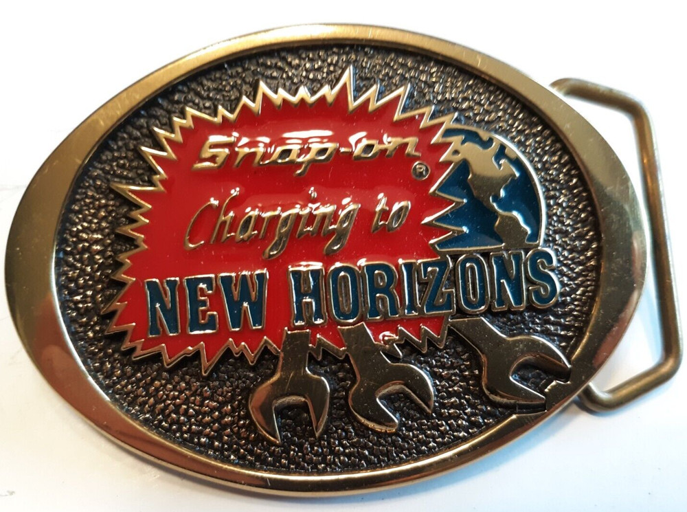 Belt buckle 3.5&Prime; Snap on Tools charging to New Horizons brass by BTS