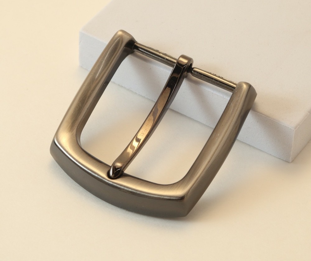 New Hight Quality 1 1/2&Prime; (38mm) pin buckle(#Z3) light gray gun metal color, USA