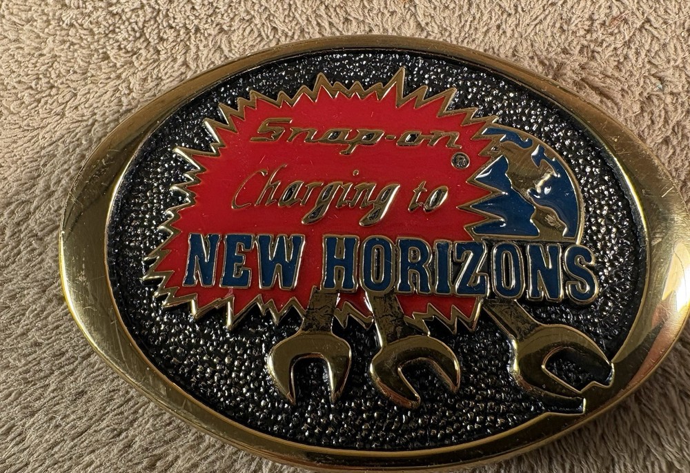 Belt buckle 3.5&Prime; Snap on Tools charging to New Horizons brass by BTS