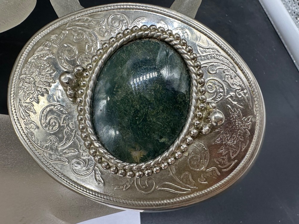 ESTATE SILVER TONE BELT BUCKLE GREEN AGATE SOUTHWESTERN STYLE MEN WOMEN UNISEX