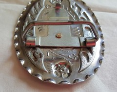 Horse Equestrian Silver Gold Tone Belt Buckle Appx 4&Prime; x 2.75&Prime; Fits 1.5&Prime; Belt