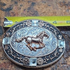 Oval Western Metal Belt Buckle Horse Floral Engraved Silver/Gold Tone 1.5in