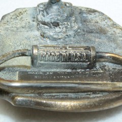 VINTAGE KODIAK GRIZZLY BEAR SMOKELESS TOBACCO BRASS BELT BUCKLE (made in USA)
