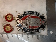 VTG Volunteer Fireman Red Enamel Belt Buckle FD Fire Department Truck + 2 pins