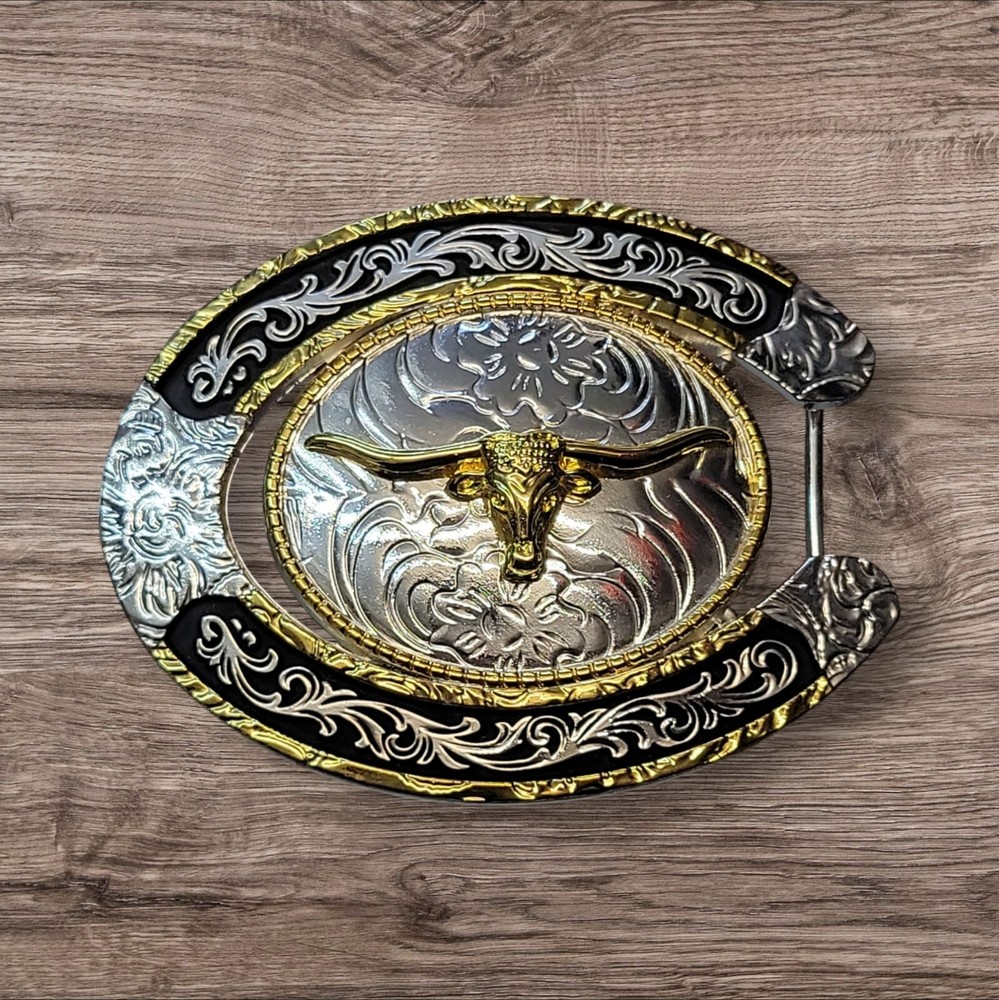 Cowboy Belt Buckle – Long Horn Bull Head 4 1/8&Prime;x 3 1/4&Prime; Silver Tone/Black/Gold