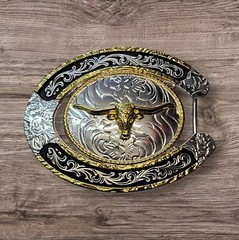 Cowboy Belt Buckle – Long Horn Bull Head 4 1/8&Prime;x 3 1/4&Prime; Silver Tone/Black/Gold