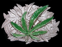 TE07101 REALLY COOL CUT-OUT **MARIJUANA LEAVES** HIPPIE BELT BUCKLE