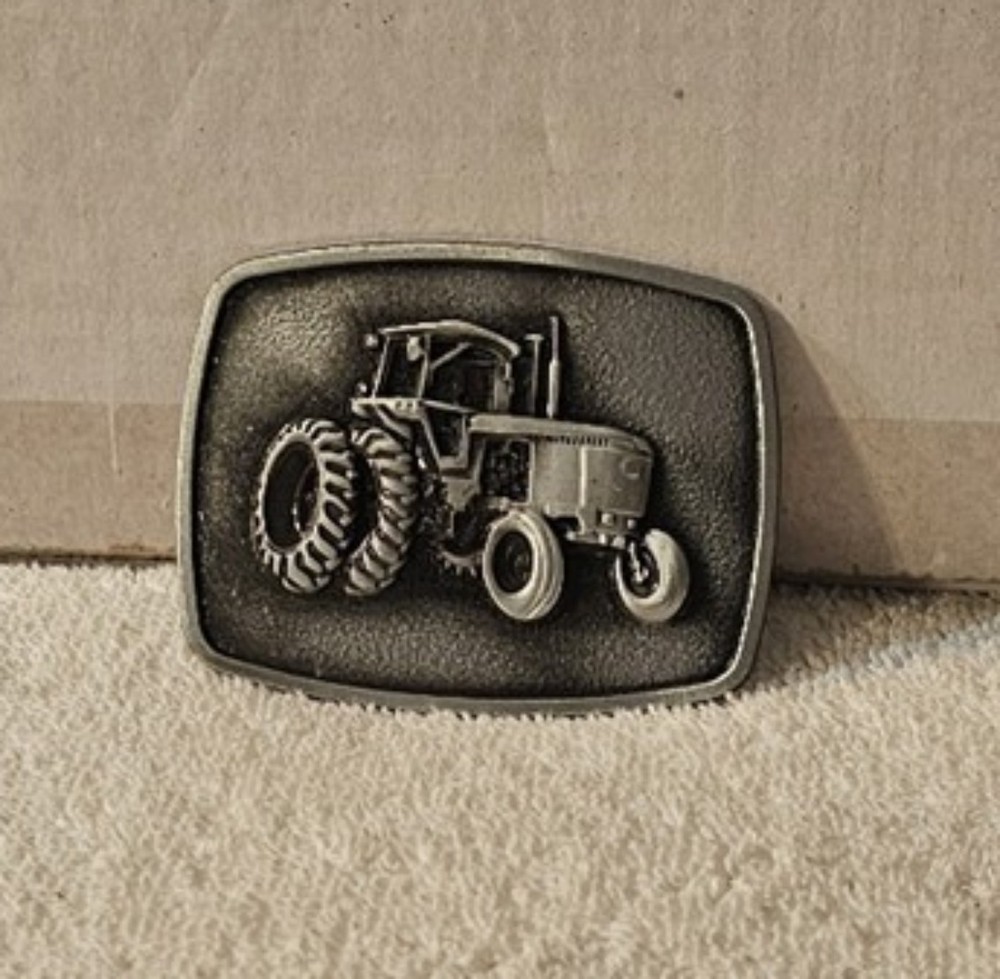 TRACTOR FARM COWBOY RODEO WESTERN BELT BUCKLE