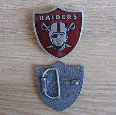 Raiders Oakland football belt buckle (choice colors)
