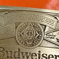 VINTAGE BELT BUCKLE BUDWEISER Bud King of Beers Raised Clydesdales Beautiful EUC