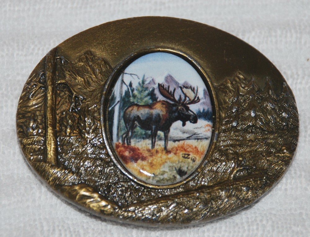Artistic Impressions Western Belt Buckle Porcelain Moose by Julie Zsupnik VG+