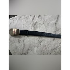 Bally of Switzerland Mens Black Leather Belt with Embossed Logo Buckle size M/38