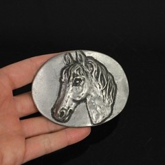 Horse Head Belt Buckle With Detailed Design In Antique Silver Finish