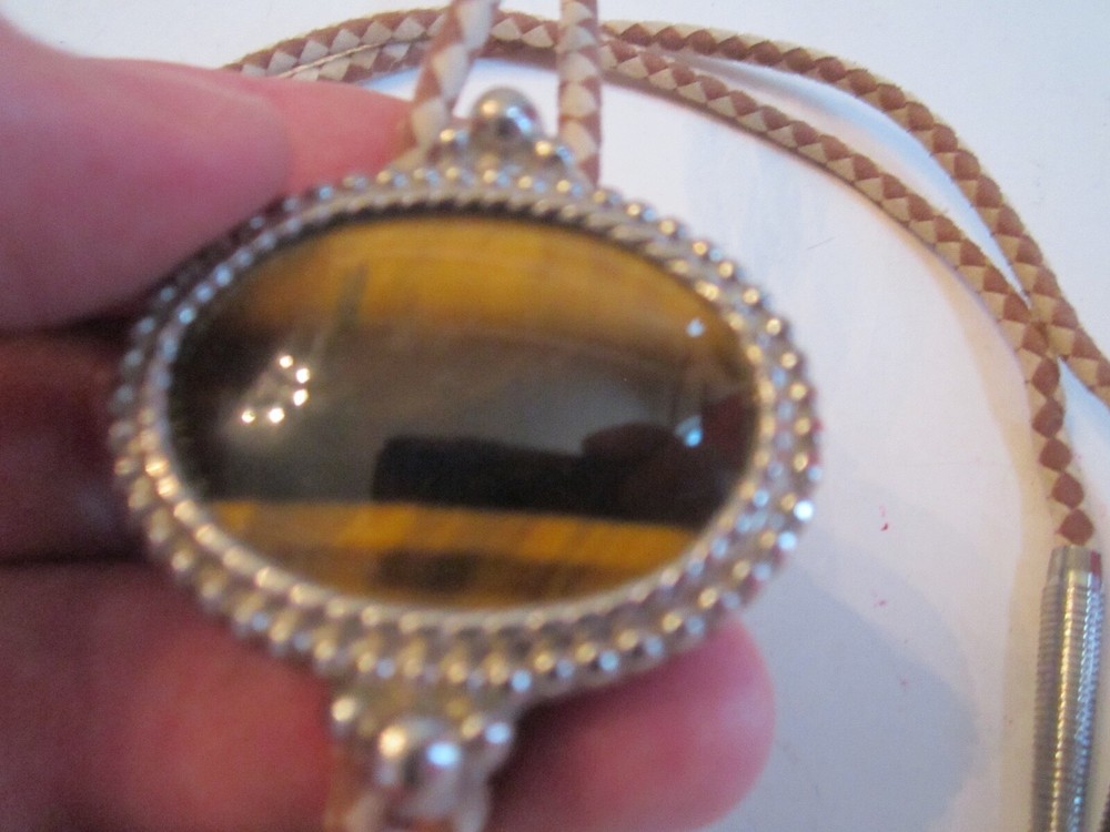TIGER&rsquo;S EYE GEMSTONE POLISHED BOLO TIE – TUB SCCC