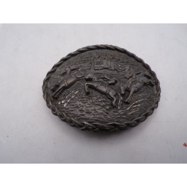 Vintage 1983 Siskiyou Rodeo Horse American Flag Pewter Oval Western Belt Buckle