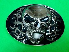 Creepy Flaming Vampire Skull with Fang Gothic Punk Pre Loved Belt Buckle