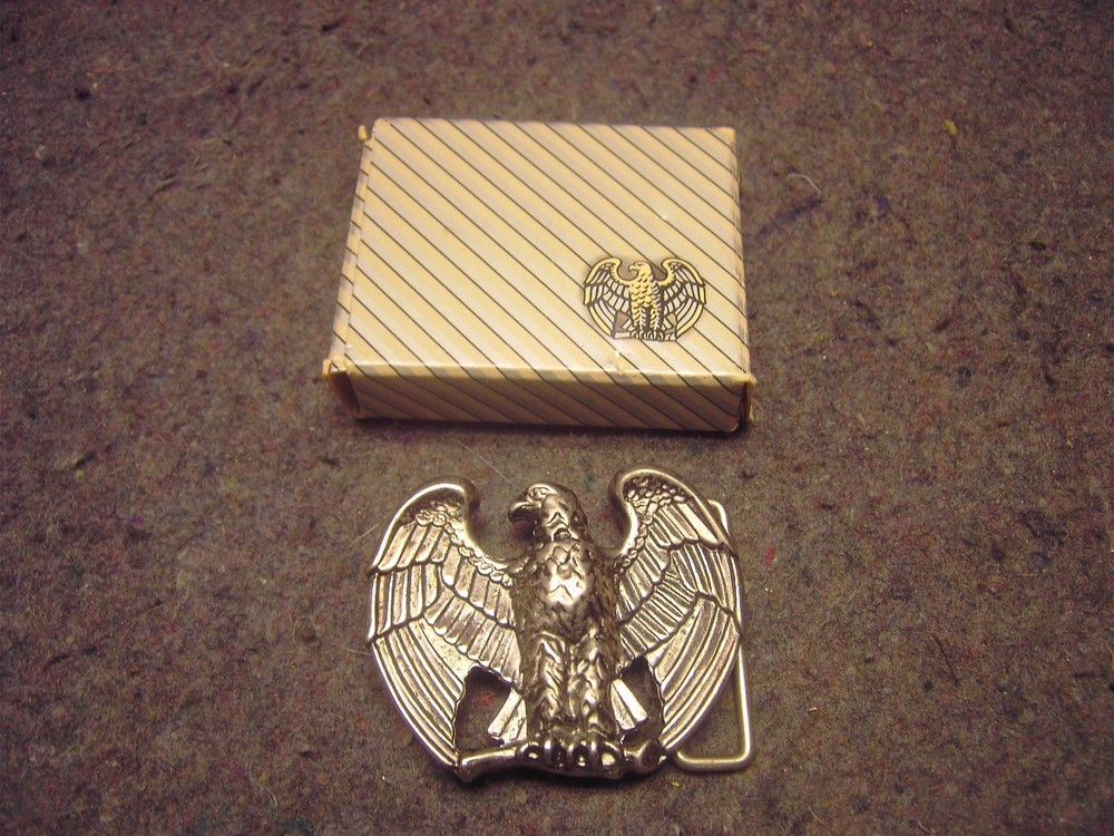 AVON MAJESTIC EAGLE Metal Belt Buckle In New Condition