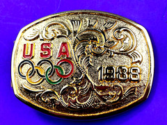 VTG. Belt Buckle United States 1988 Olympics Rings Gold-Tone Enamel Colored jh
