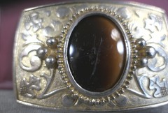 Vintage Gold Metal Western Engraved Plumes & Oak Leaves Agate Cameo Belt Buckle